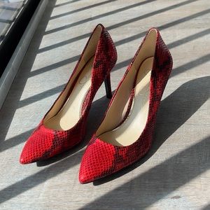 Jessica Simpson Red Snakeskin Pumps - 6.5